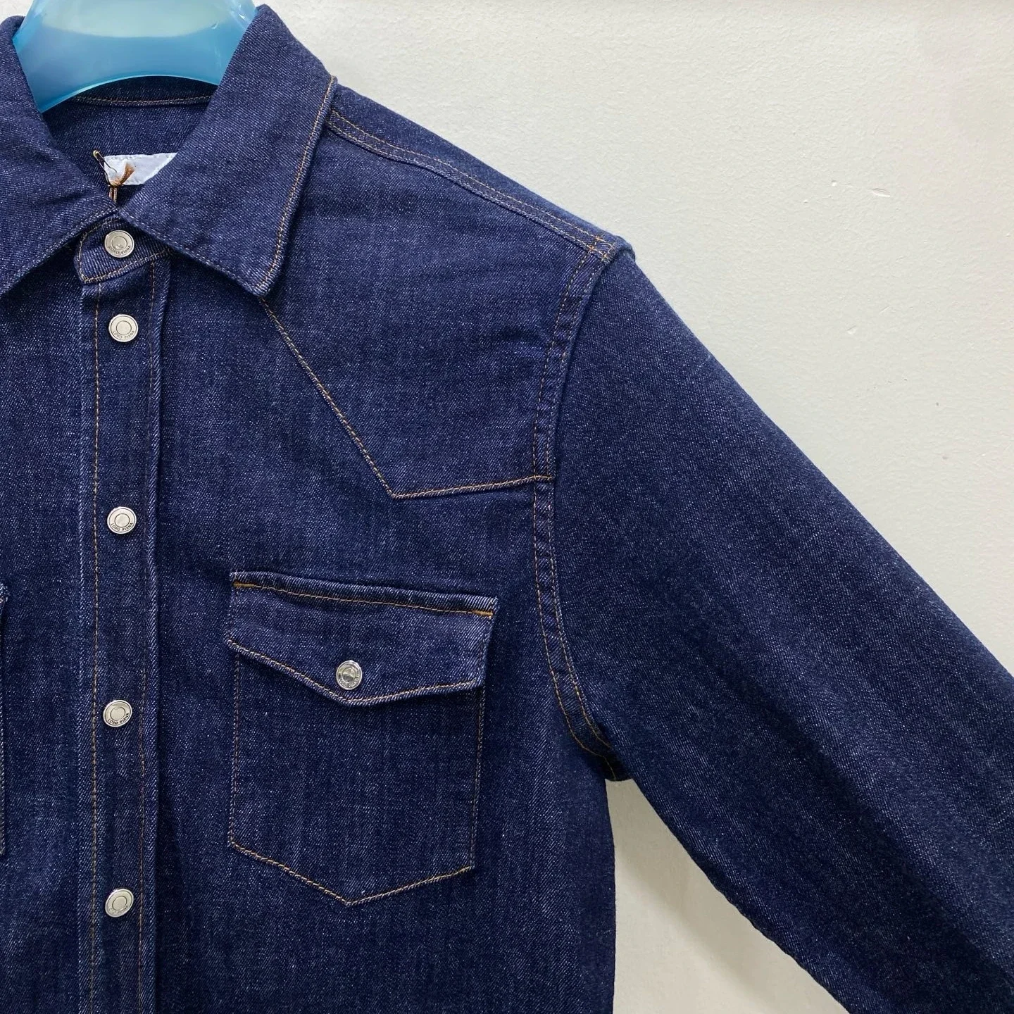 

LP Italian Casual Lapel Long Sleeve Washed Denim Jacket 25aw