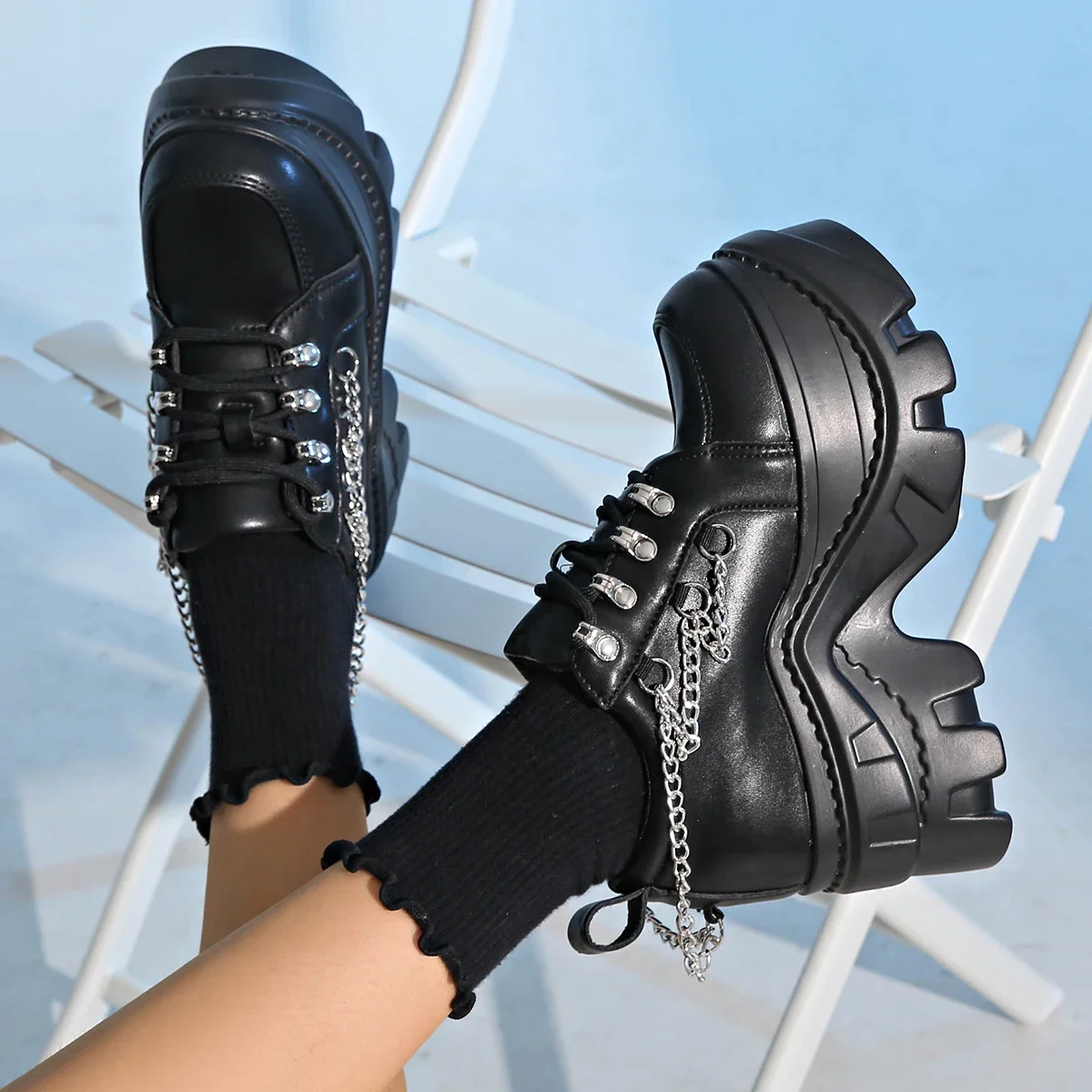 Gothic Punk Chunky Sneakers für Damen Schwarze Kettendekor-Plateauschuhe Damen Dicksohlige Rutschfeste Punk-Sneakers Übergrößen – Detail 6