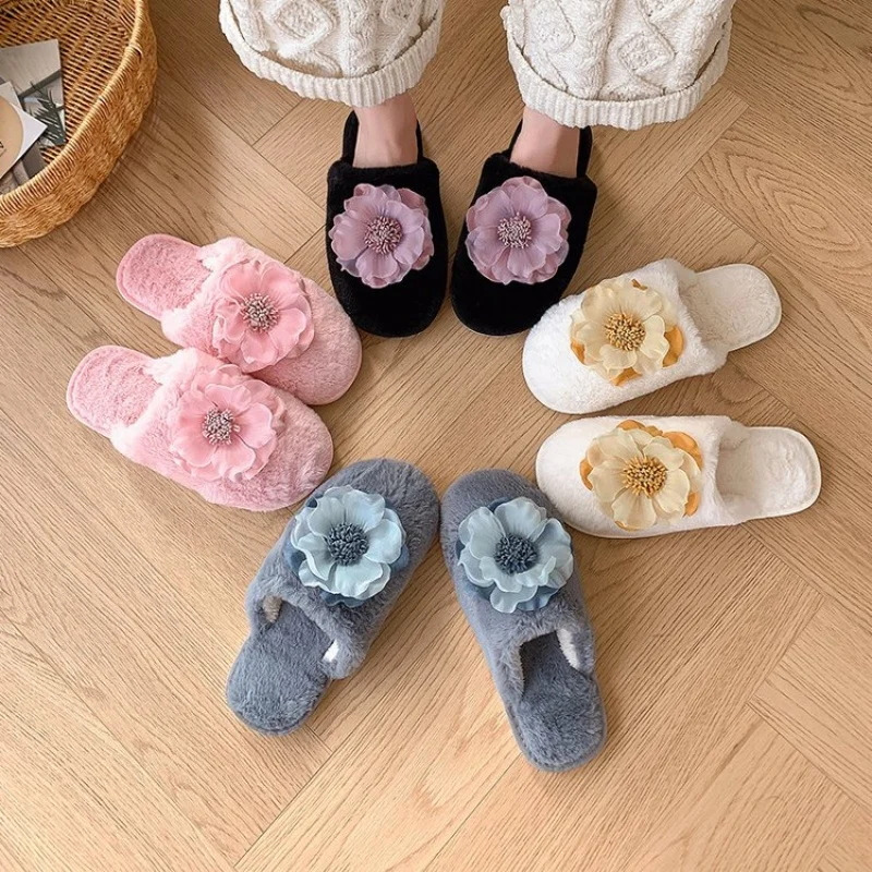 *Fashionable New Comfortable Flat Shoes Casual Slippers Popular in Winter Elegant and Sexy Round Headed Warm Women's Slippers