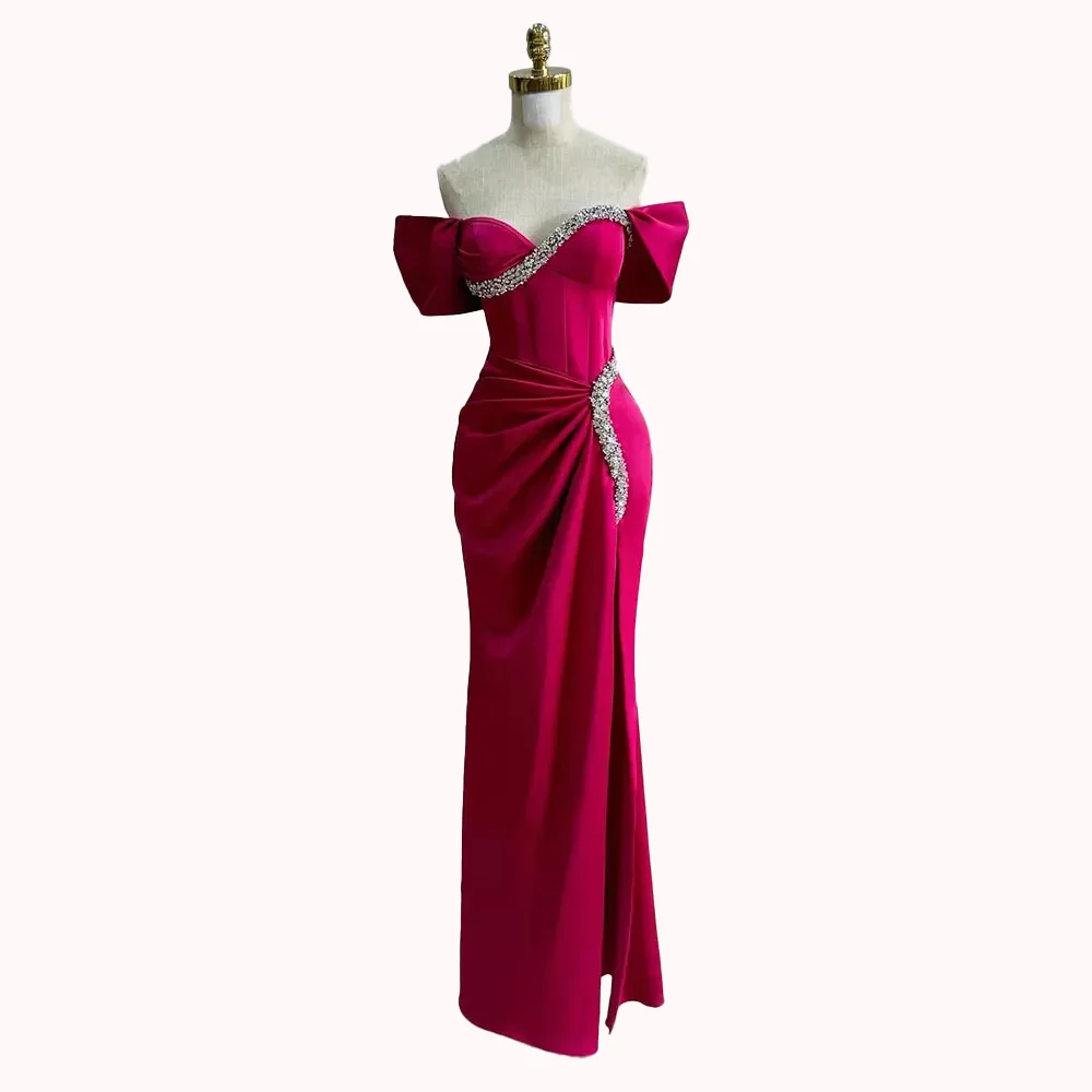 女性オフショルダーイブニングドレス恋人プロムドレス 2025 床の長さのシャーリングクリスタル結婚式のゲストドレスカスタマイズ