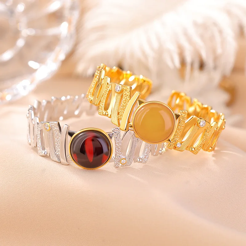 S925 Sterling Silver Gold-Plated Blood Amber Layered Design Round Bracelet Irregular Bangle