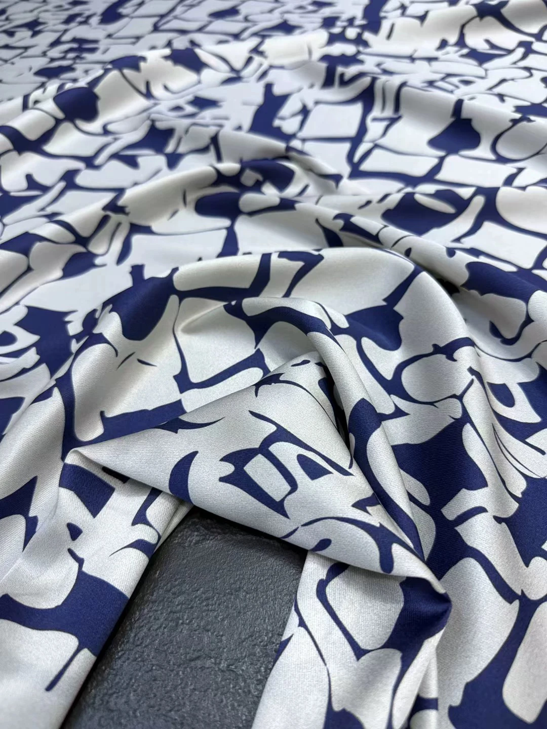 New Blue and White Plaid Elastic Twill Silk Fabric Dress Shirt Cheongsam Silk Fabric