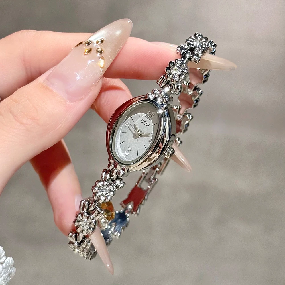 

GEDI Gold Bracelet Wrist Watch Women Elegant Oval Dial Diamond-Embedded Quartz Ladies Watches Luxury Niche Ladies Dress Watch