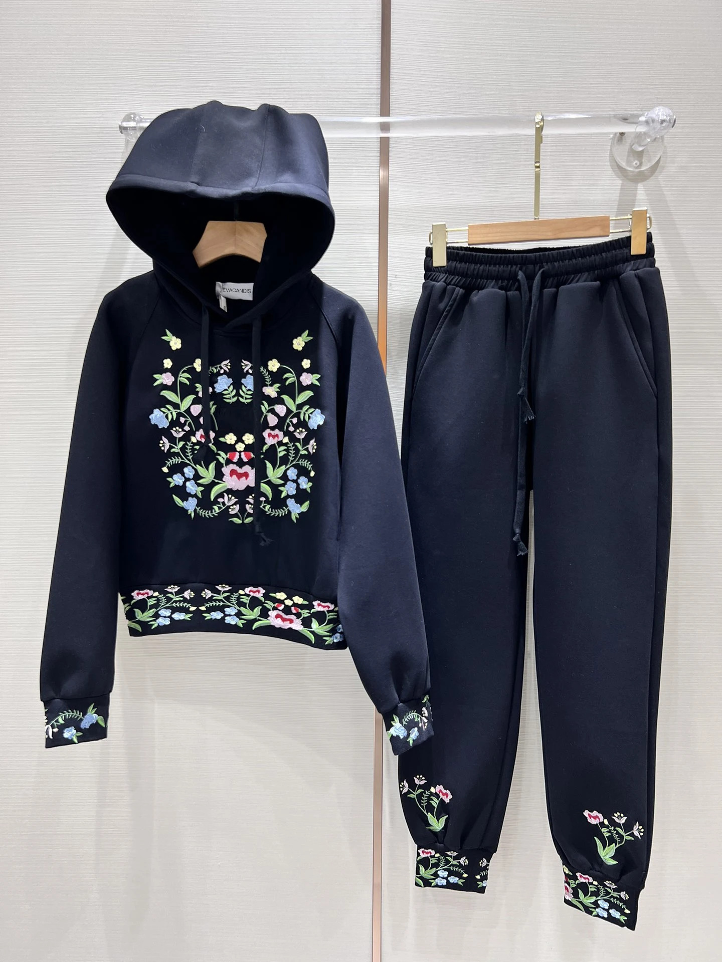 

EVACANDIS Women New Sport Hooded Tops and Long Pants Sets Flora Embroidery Cotton Blended Casual Chic Autumn Winter Sweatshirt