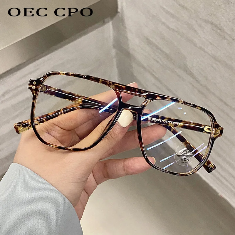 

New Anti-blue Light Square Glasses for Women Clear Lens Rivets Fashion Unisex Retro Optical Spectacle Frame Flat Protection