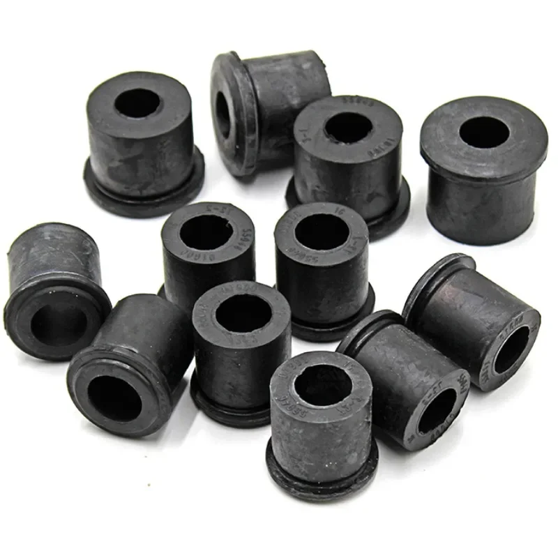 

1PC Back Steel Rubber Sleeve for Zhengzhou Nissan D22 Pickup