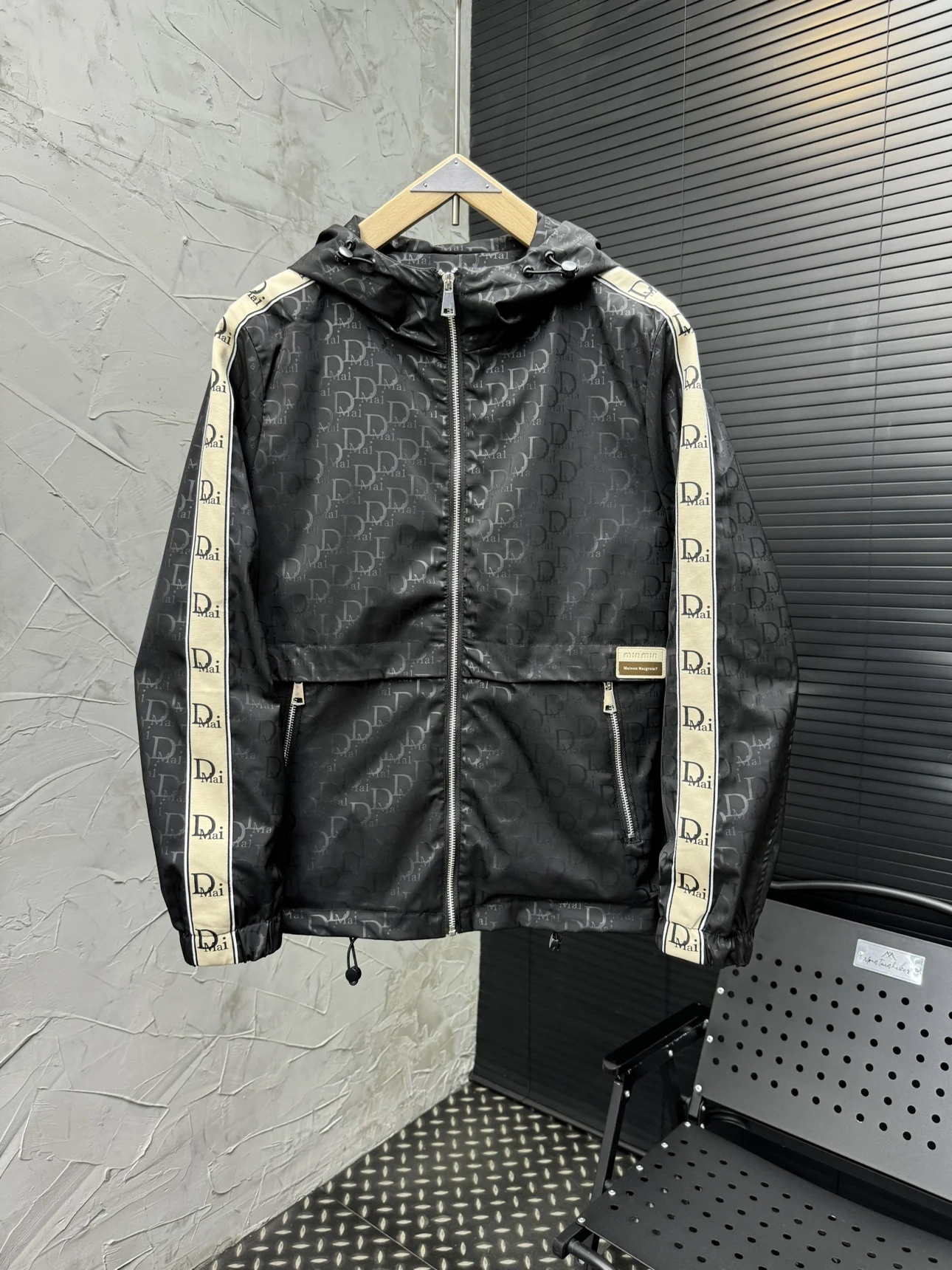 

New hooded casual thin versatile coat men's European station trendy brand hooded jacquard full print jacket handsome