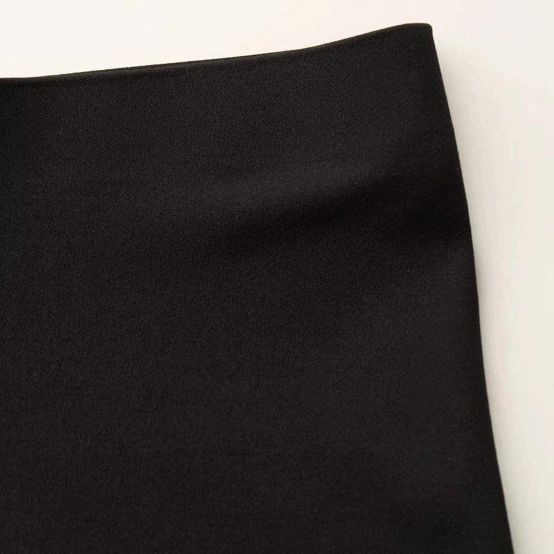 Lässige, vielseitige, mittelhohe, schwarze Mini-Leggings für Damen, 2025, Herbst und Winter, neue süße, coole Y2k-einfache Schlankheits-Innenshorts für Damen