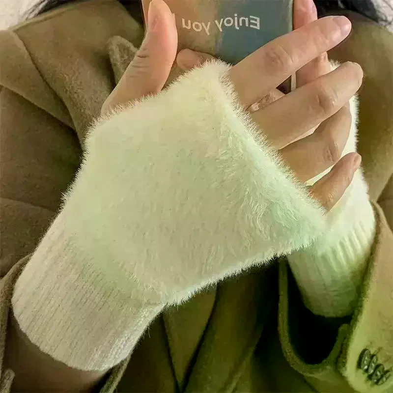 1Pair Warm And Cold-proof Half-finger Gloves For Women In Autumn And Winter, Versatile And Plush, Cute Office Half-finger Gloves