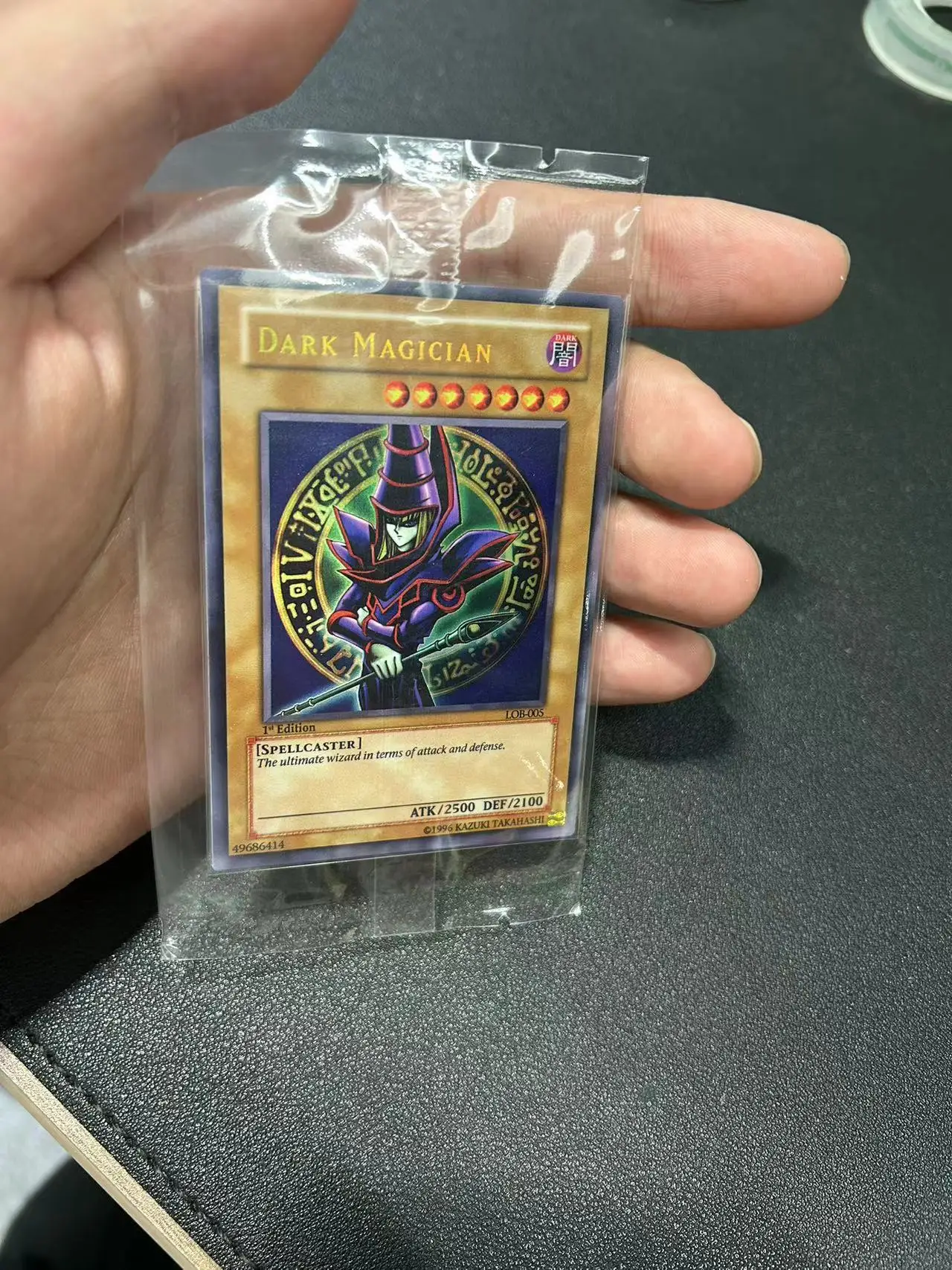 Yu Gi Oh Ultra Rare/UR TCG Dark Magician(LOB-005) Board Game English Collection customize Card (Not Original)