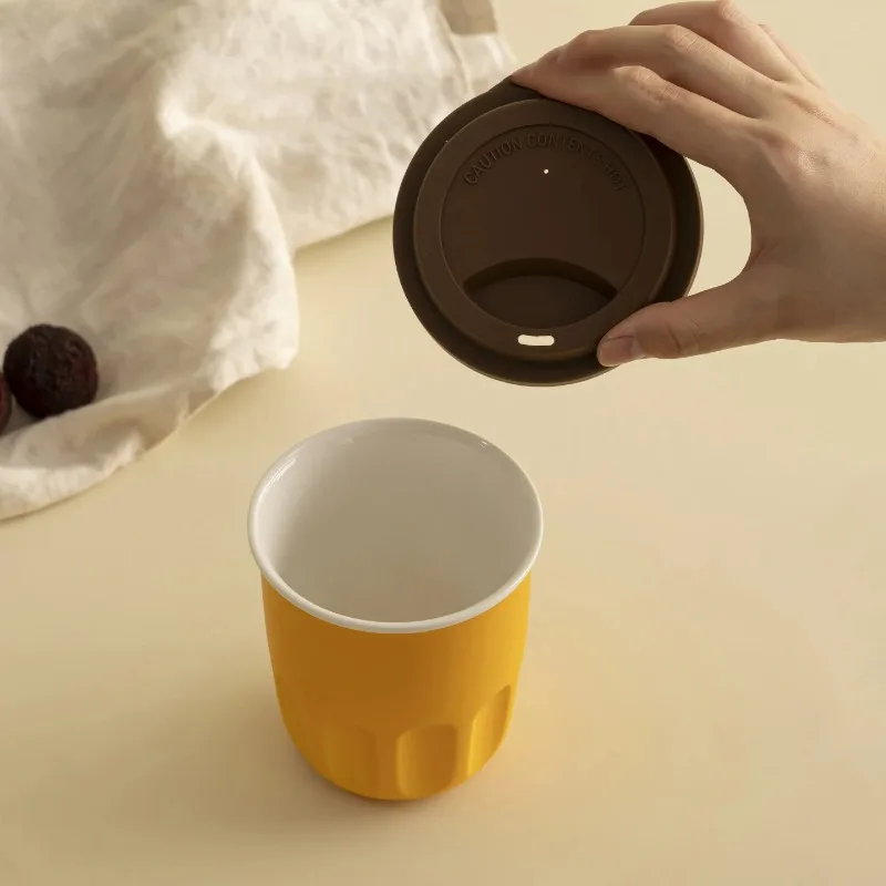 Ceramic Cup with Cover Silicone Mug Simple and Convenient American Coffee Cup Creative Hand Ceramic Hand Brewing Coffee Cup