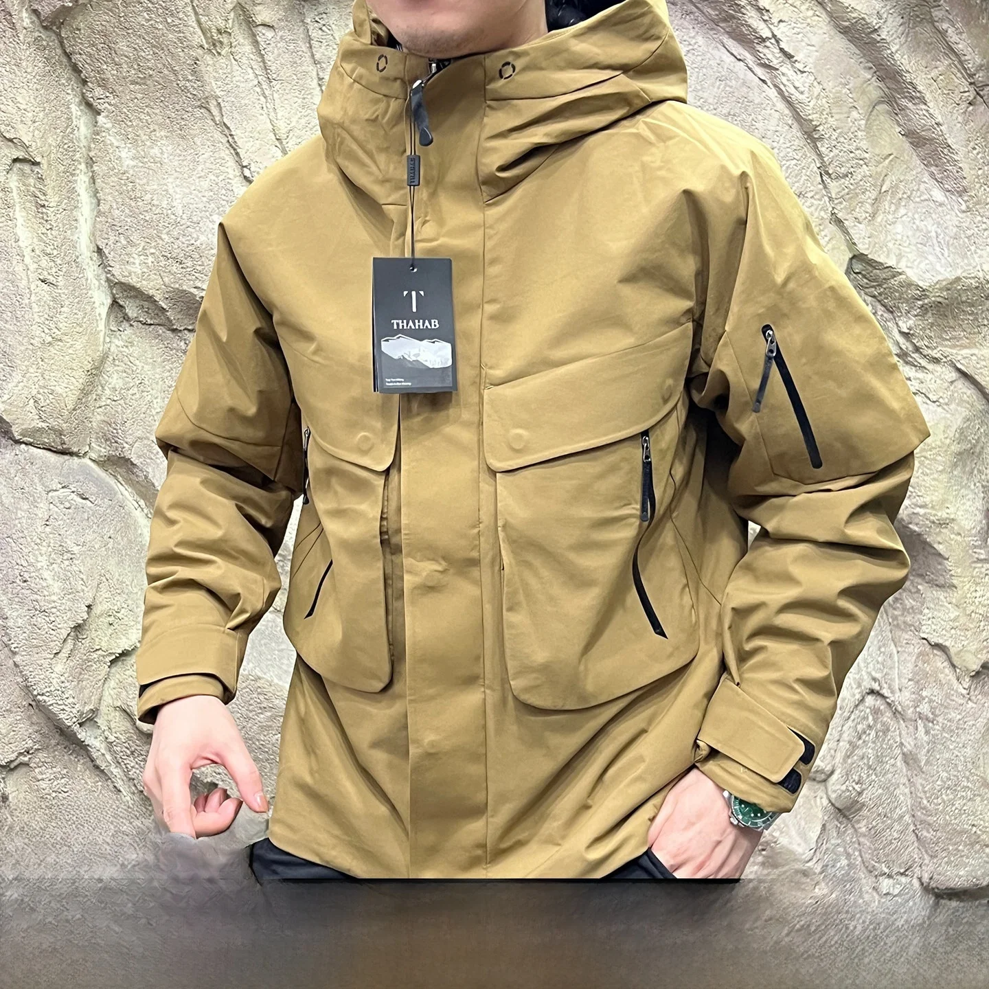 

Высококачественная мужская куртка-пуховик из 90% белого дутого пуха, ветрозащитная, водостойкая, с капюшоном, термополиэфирная ткань, молния...