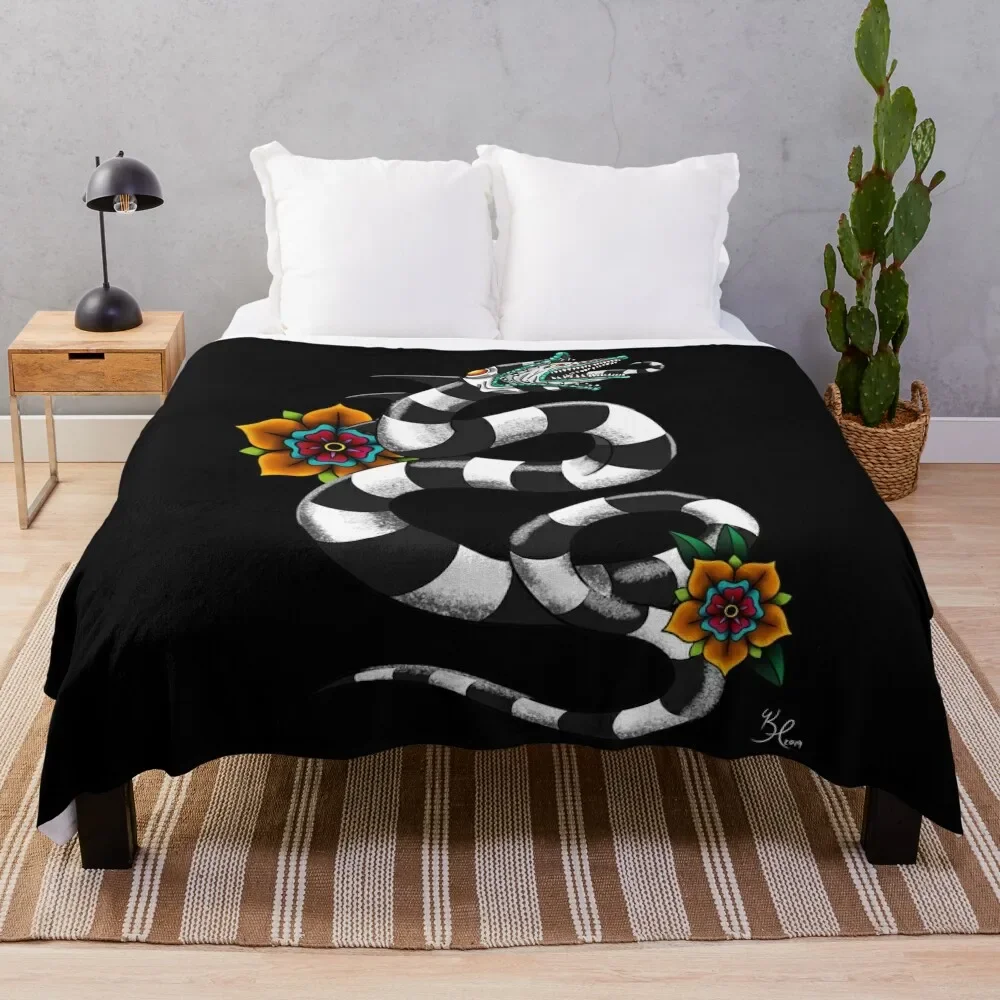 

SANDWORM Throw Blanket Large christmas gifts funny gift Quilt Blankets