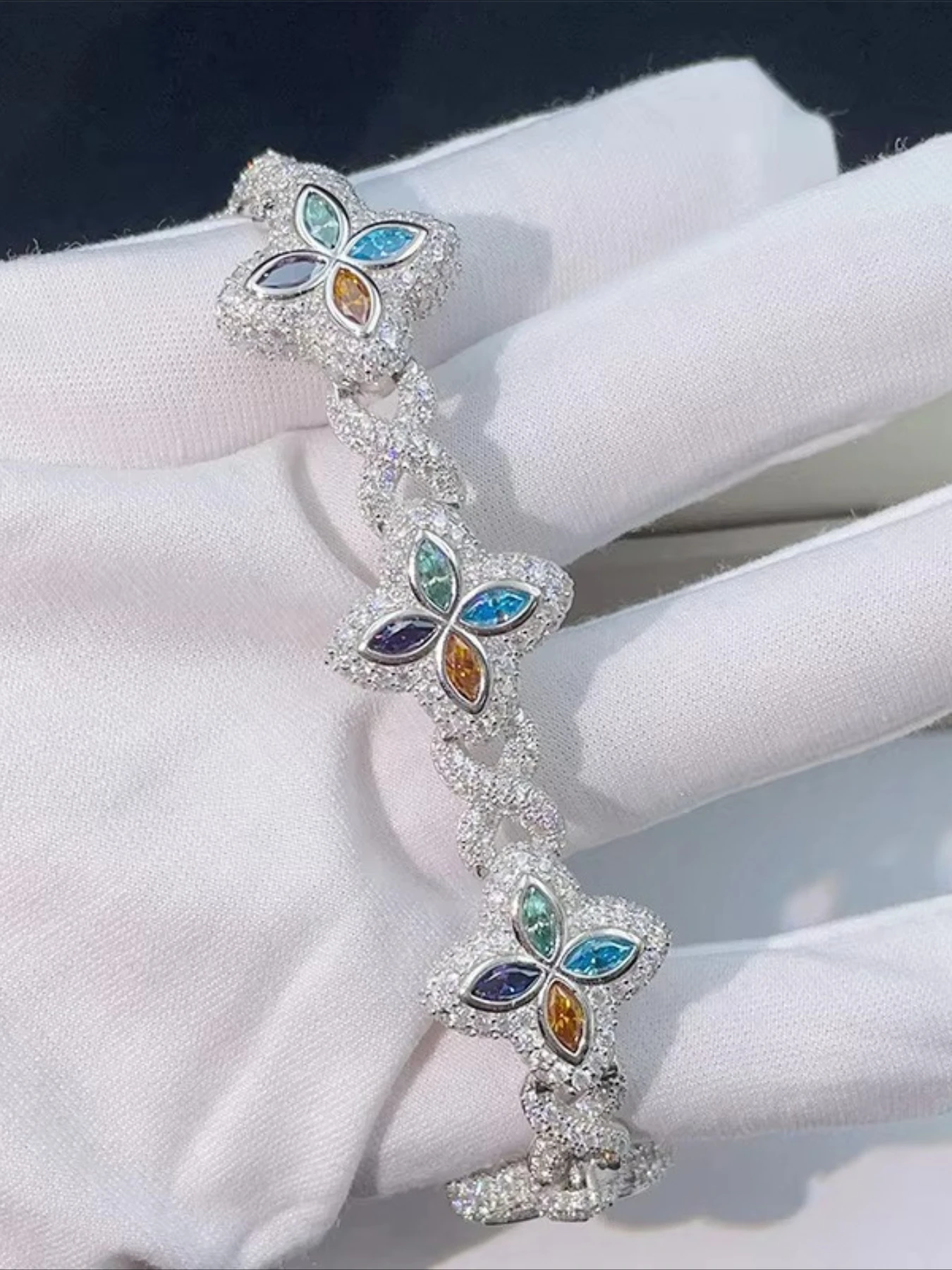 Fashion Rapper Jewelry Ice Out Clover Unlimited Link Cuban Bracelet Men, Ice Shine Diamond Face Design,Halloween Christmas Gifts