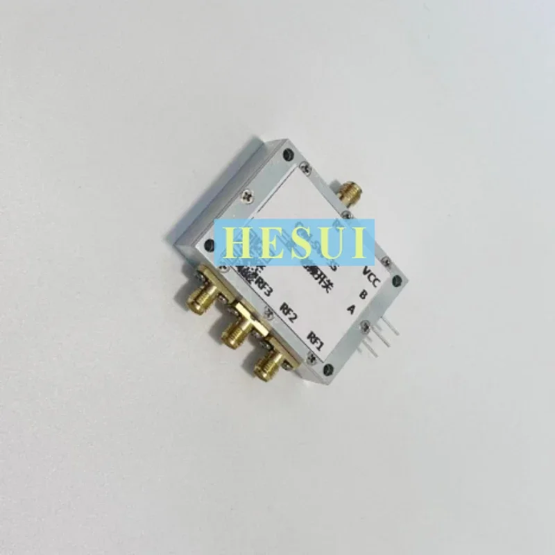 DC-3.5G SP3T RF switch Three-way routing Electronic channel selection