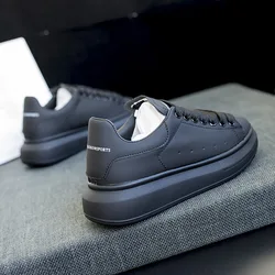 Chaussures de tennis décontractées en cuir noir pour hommes et femmes, baskets blanches de marque pour couples, chaussures de créateurs à la mode