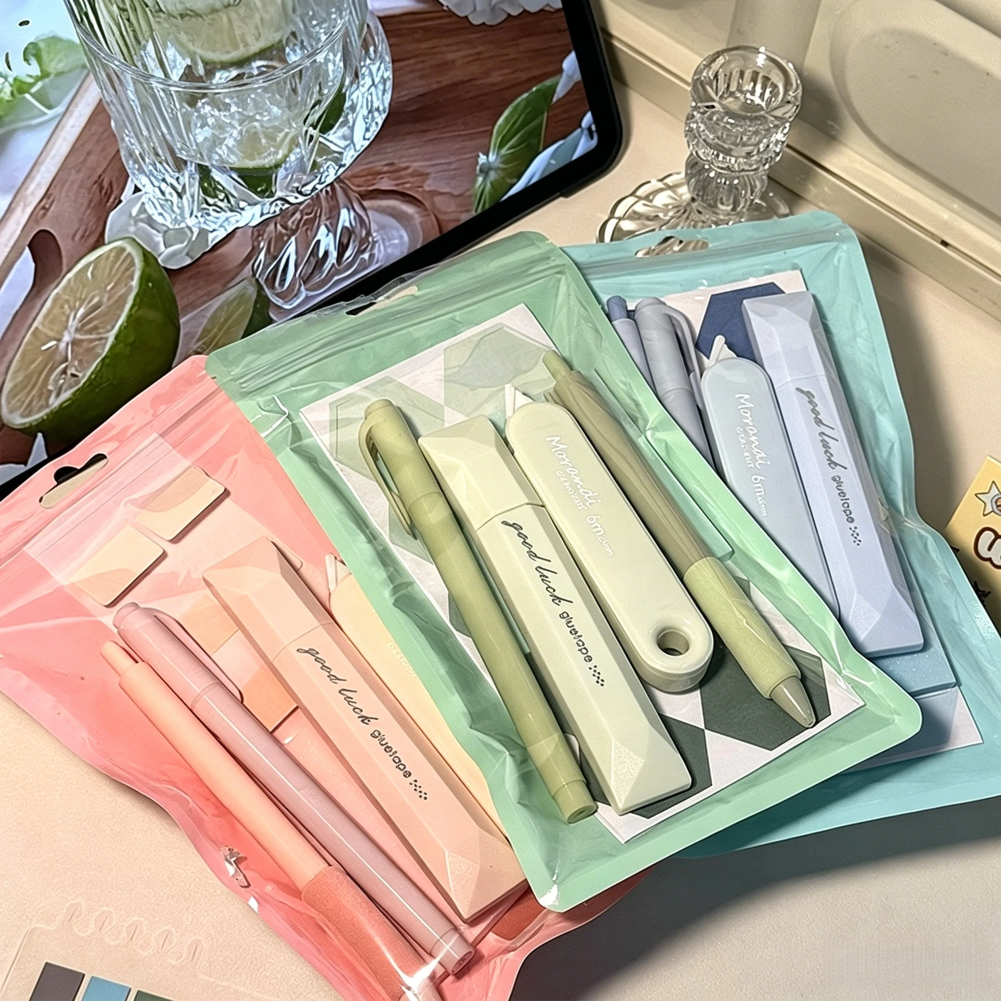 6-Pack Multifunctional Learning Kit - Correction Tape Highlighter Gel Pen Memo Pad Glue Tape Stationery Set for Students A3413