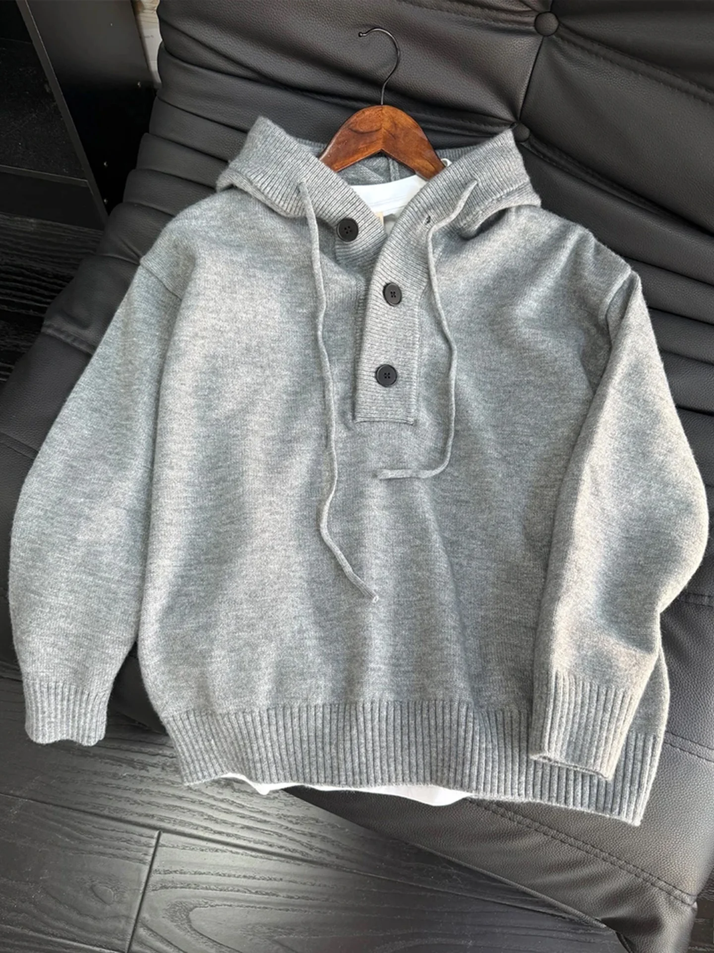 

Мужской кардиган в американском стиле с воротником хенли, трикотажный, осенне-зимний, повседневный, свободного кроя, с частичной застежкой на пуговицы