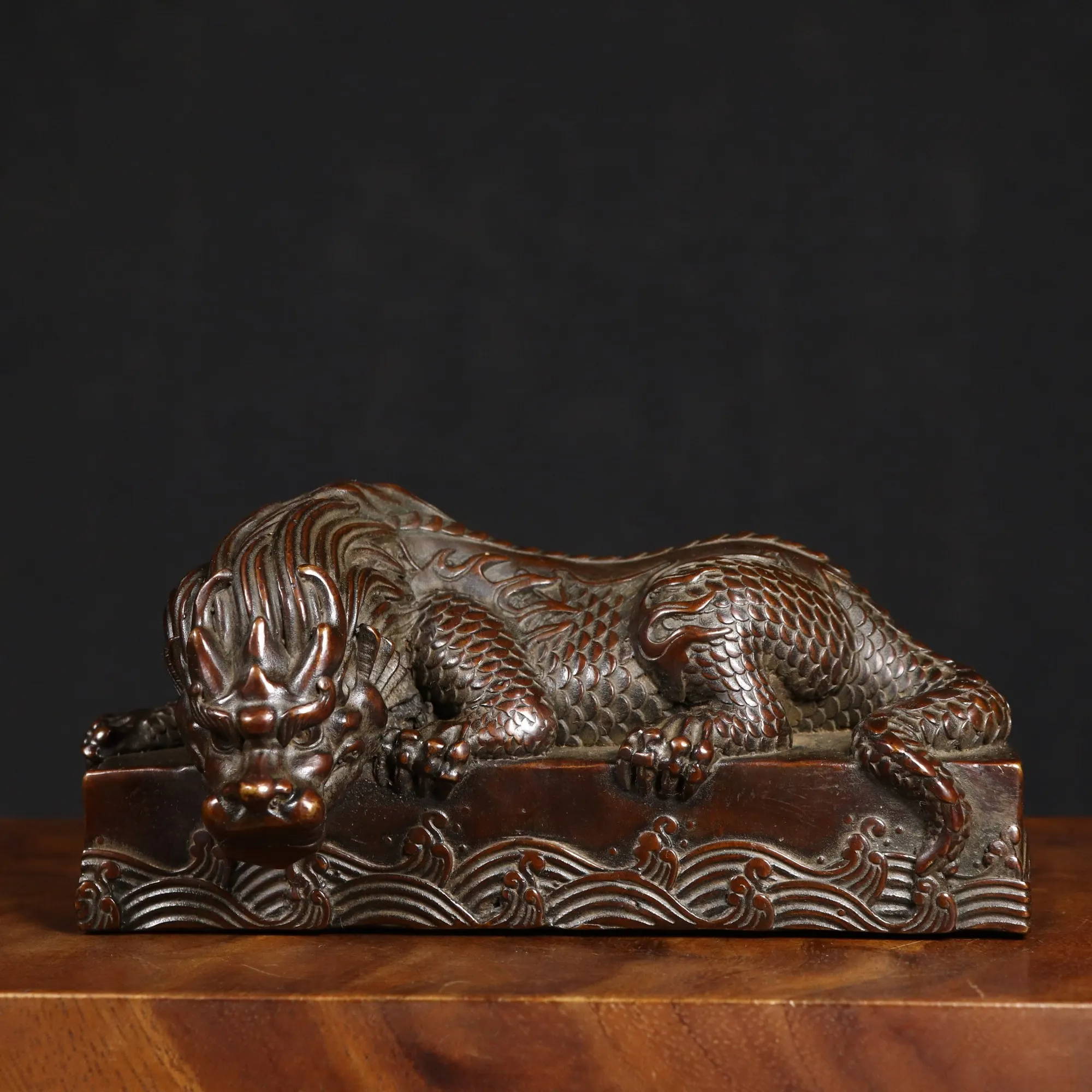 Antique copper water repellent deity beast auspicious beast statue home Feng Shui auspicious decoration vintage handicraft view 2