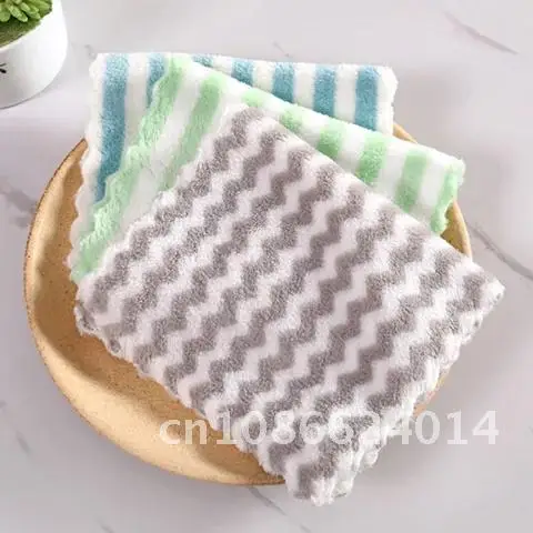 3 Pieces Multifunctional Dishwashing Cloth Cleaning Towel Anti-grease Cloth Kitchen Rag Wave/Stripe Random Color Coral Velvet