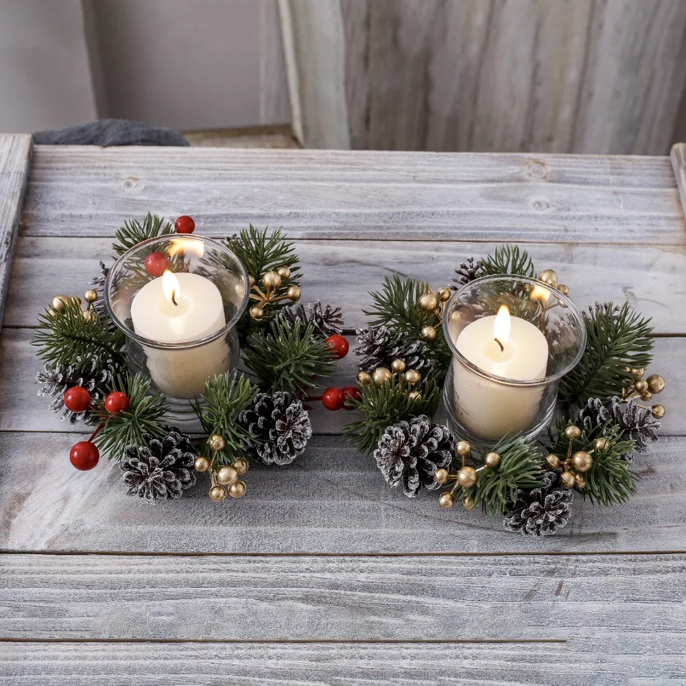 2 Stück künstlicher Weihnachtskerzenkranz mit Tannenzapfen und Beeren, Kerzenhalter aus Kunststoff, Ring, nordische rustikale Kerzenhaltergirlande