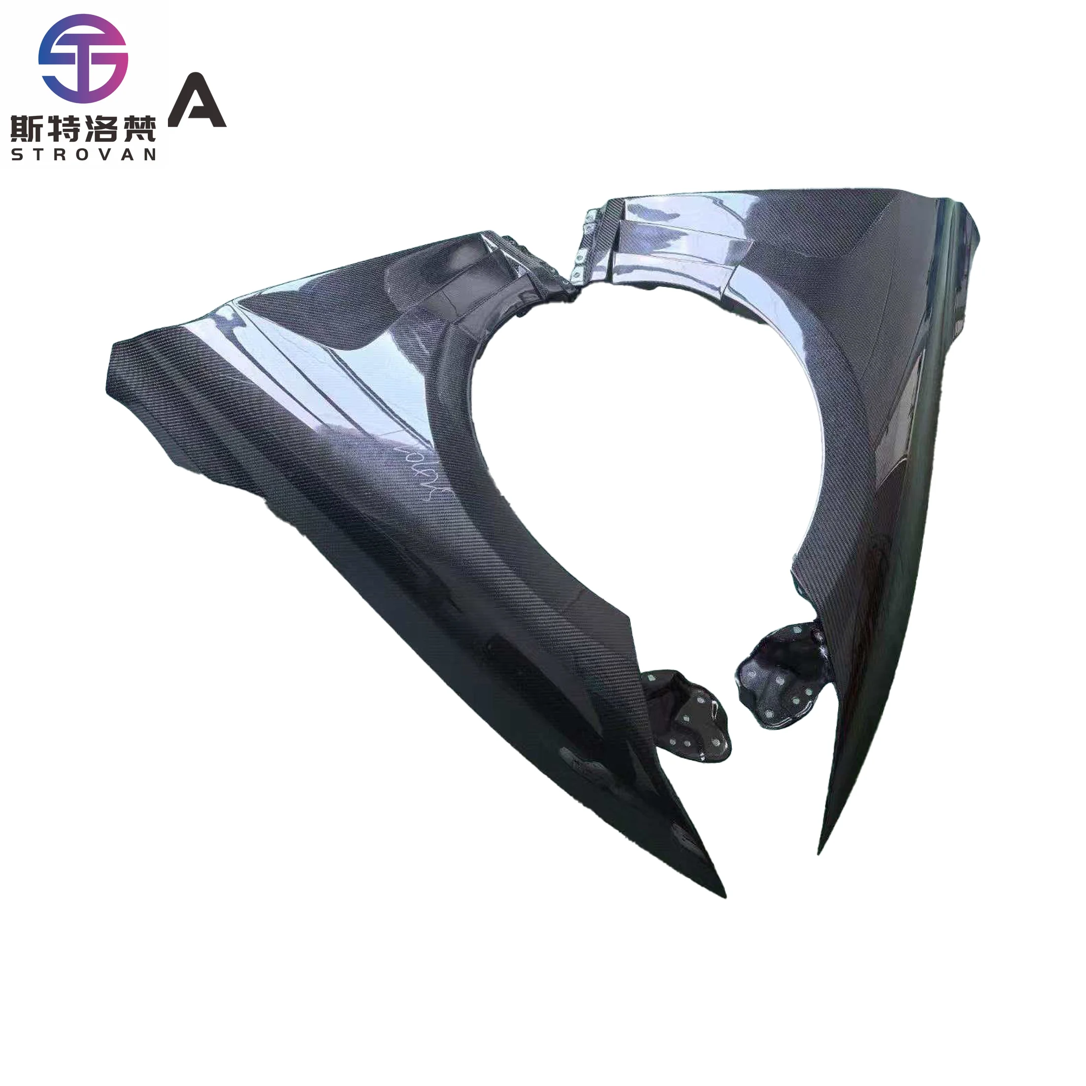 

Крылья из углеродного волокна подходят для моделей Lexus IS от 2021 до 2025 года.