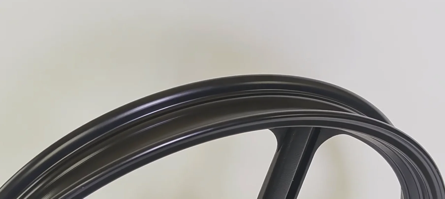 For Honda CG125 18 Inch 5‑Spoke Aluminum Alloy Drum‑Brake Rim Anti‑Rust High‑Strength Motorcycle Replacement Spare Parts