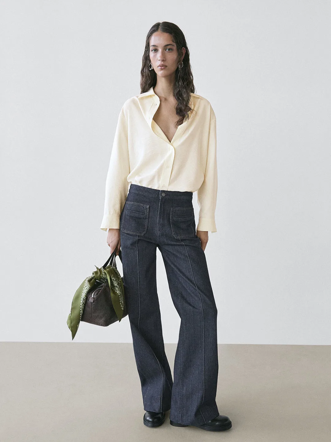 

Spring New Arrival Comfortable High Waist Bell Bot Denim Jeans Women's Vintage l Waist Modern Commuter Sle Deep Bl...