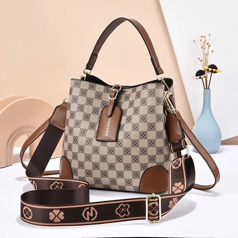 2024 new bucket bag all-in-one fashion all-in-one handbag Large capacity women\'s single shoulder crossbody bag zipper buckle PU