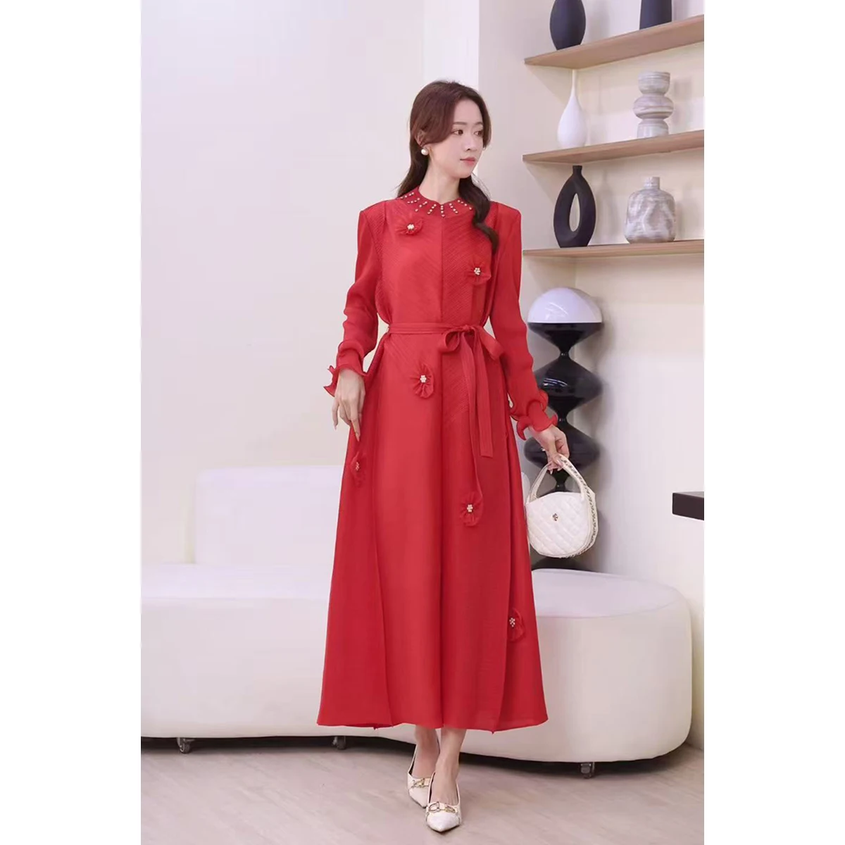 

Heavy Embellied Floral Embroidery Dr with Belt And Bow Design Lightweight Mature Lady Cross-Border Clothing