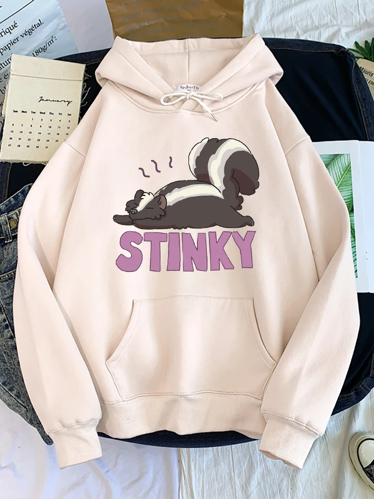 Womens Hoodie Cute Sleeping Little Skunk Printed Sweater Womans Casual Oversize Long Sleeve Winter Funny Animal Lady Sweatshirts