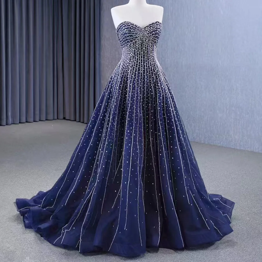 Abito da sera sexy senza maniche con scollo a cuore blu con lacci sul retro Dettaglio in cristallo Vestibilità personalizzabile per occasioni speciali