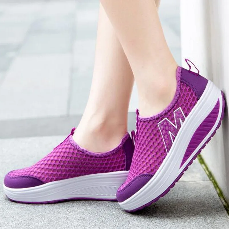 Women Casual Sneakers Comfortable Sport Fashion Height Increasing Shoes for Woman 2022 Breathable Air Mesh Swing Wedges Sneakers