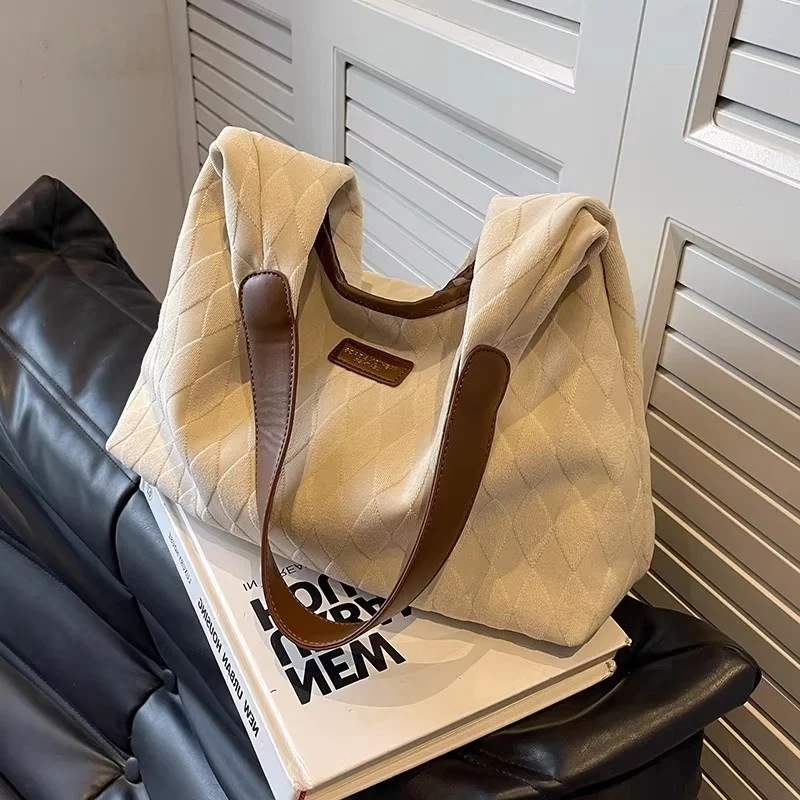 sac-fourre-tout-en-toile-grande-capacite-pour-femme-sac-a-bandouliere-polyvalent-pour-trajets-quotidiens-sac-a-main-souple-de-forme-carree-avec-boucle-magnetique