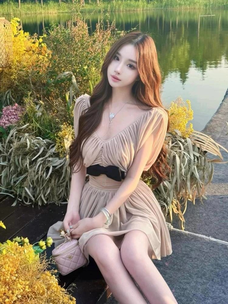 

Summer New Heavy Embroidery Knot Belted Top Half Skirt Two-Piece Set Fashionable Women's Ensemble Chinese Brand