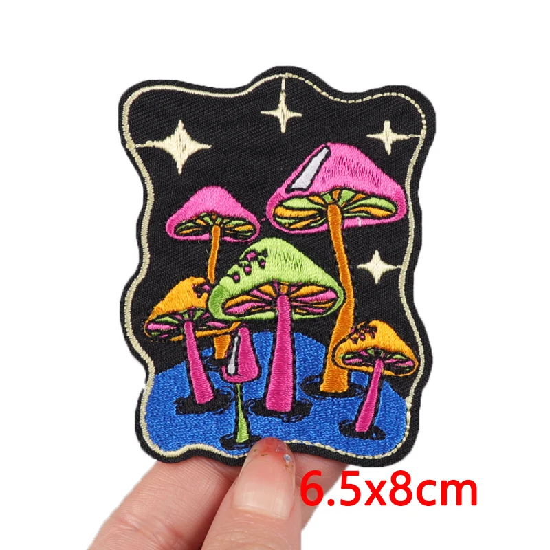 Cartoon Patch Iron On Patches For Clothing Thermoadhesive Patches On Clothes Badge Mushroom/Book Embroidery Patch Animal Sticker