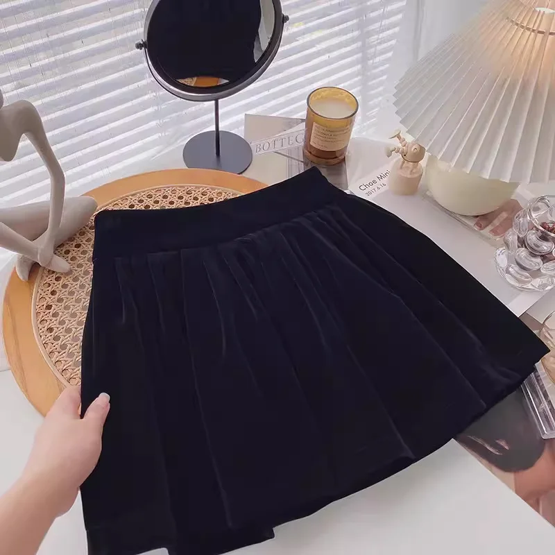 

Autumn and Winter Korean High-waisted Pleated Skirt Children's Black Velvet Medium and Older Children's Skirt Umbrella Skirt