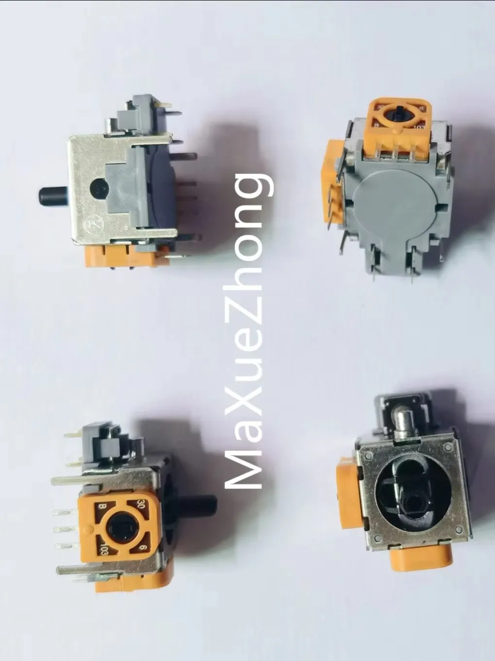 Original new 100% FJP10K 3D model rocker potentiometer 10K rocker switch game console hand potentiometer 360 degrees back