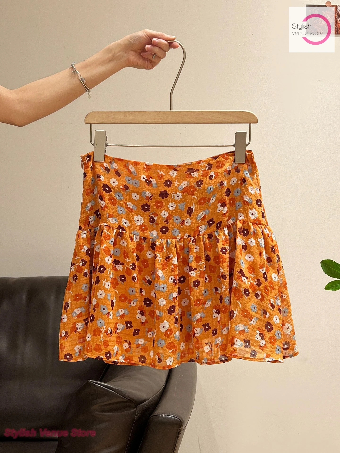 Korean dopamine orange floral high waist Joker slim skirt female summer new fashion sweet and lovely casual A-line skirt.