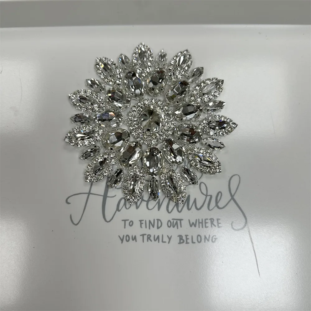 1 Stück Strass Runde Kristall-Schmuckapplikation für Hochzeitskleider – Detail 3
