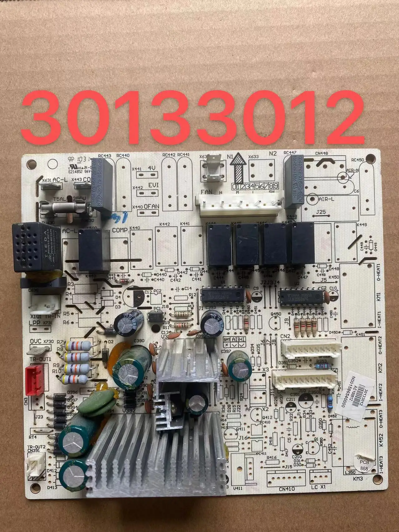 

Applicable to Gree 3 fresh air single cooling air conditioner 30133012 main board M303F1L computer board GRJ302-A1