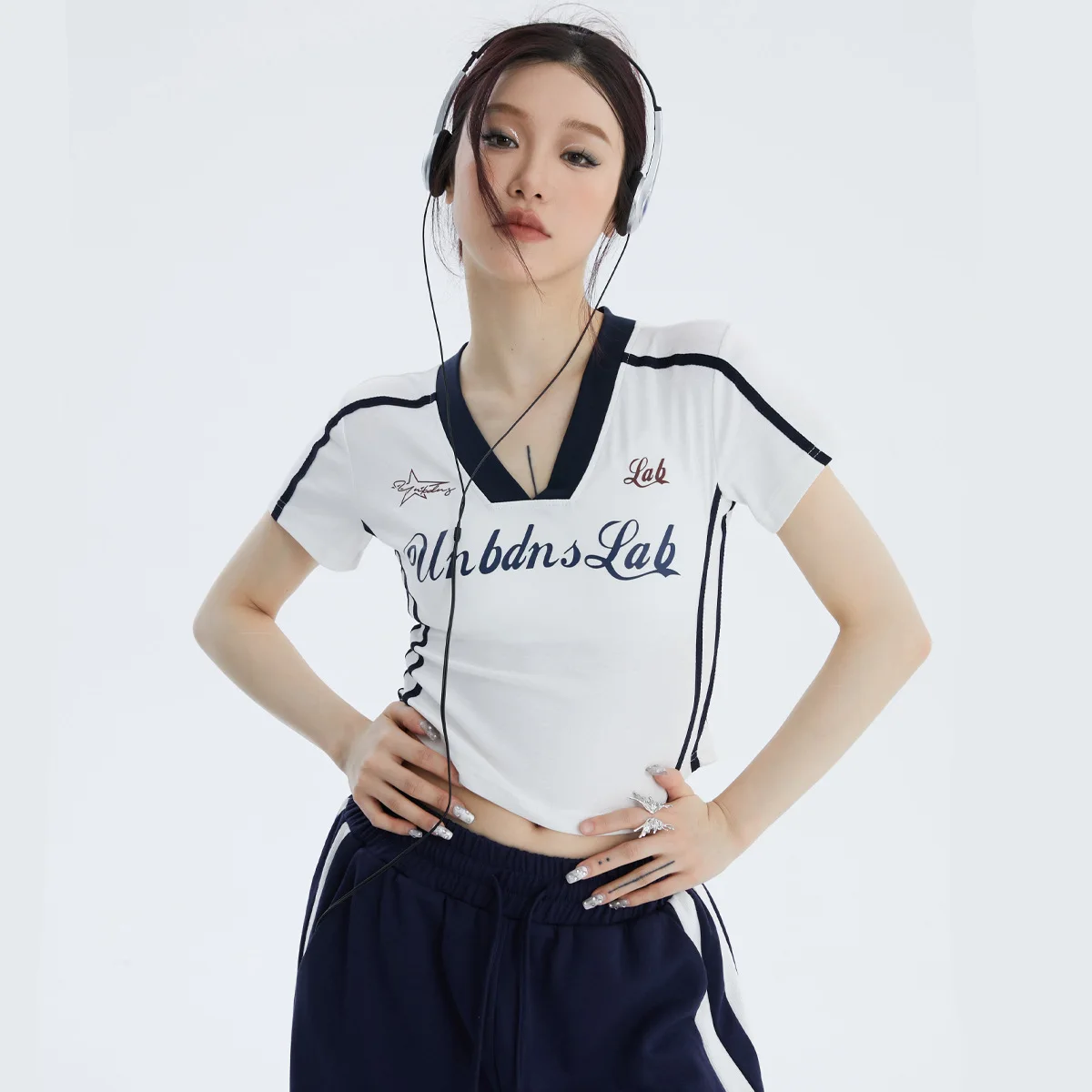 Women T-Shirt Y2k V-neck Crop Tops Tees 2024 Summer Striped Letter Print Streetwear Egirl Y2k Tees Cropped Top Grunge Clothes