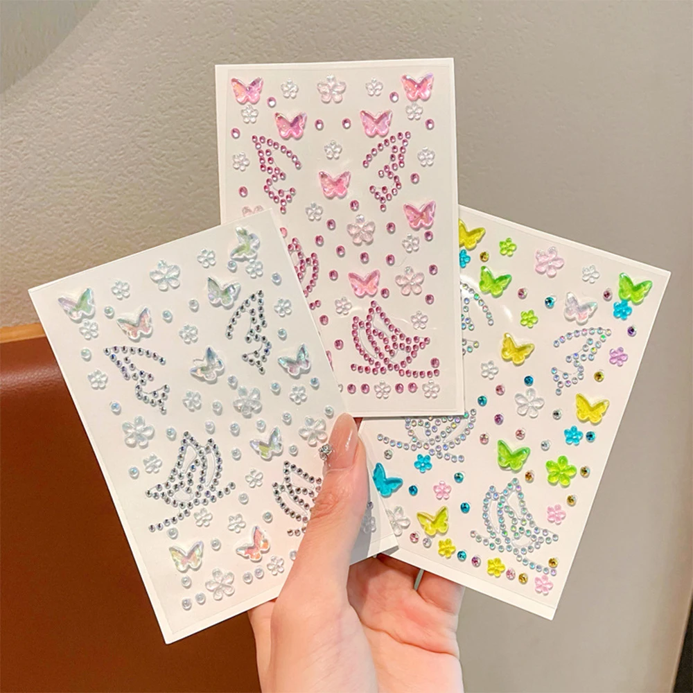 2 Stück Bling rosa weiße Schmetterling Blume Edelstein Tattoos Aufkleber selbstklebende Diamant temporäre Tattoo für Auge Gesicht Körper Juwelen Dekor – Detail 1