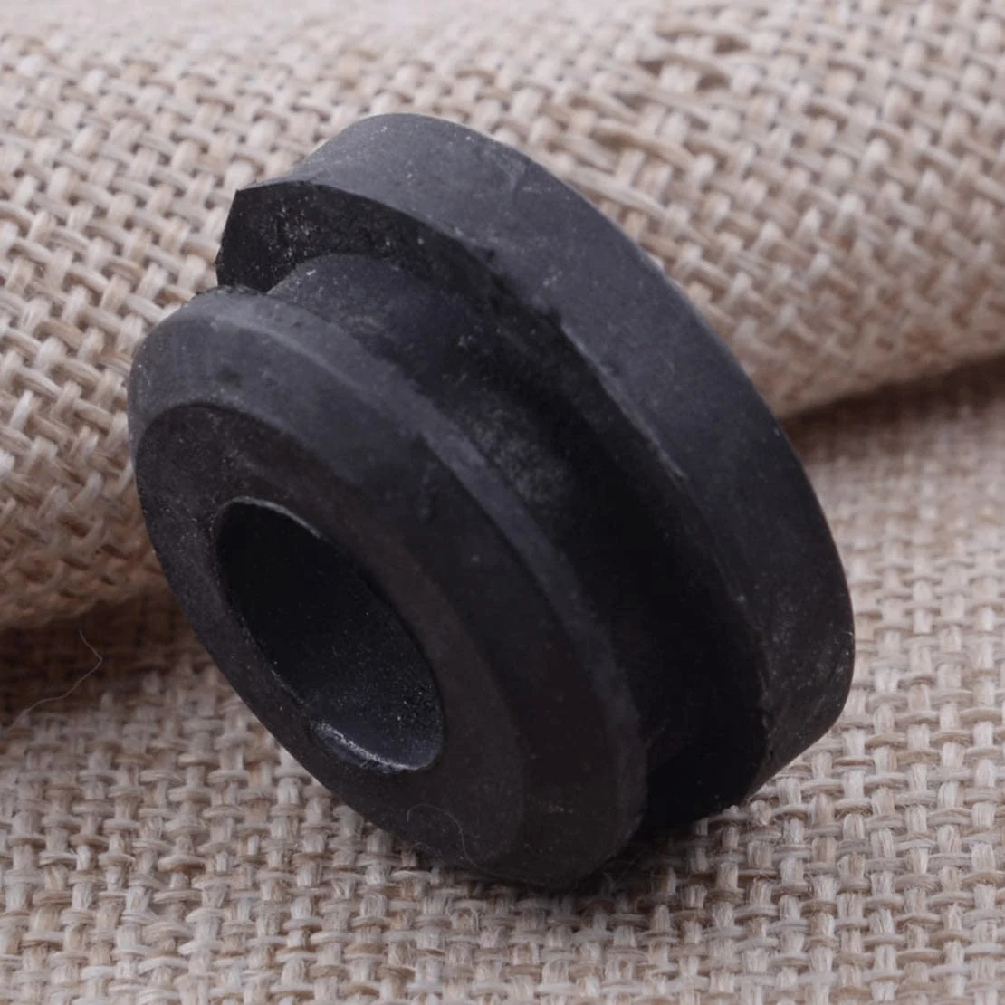 2 Buah Bantalan Isolator Atas Embly Radiator Bushing Karet Hitam Cocok untuk Honda Accord Civic 74173-SJ4-000