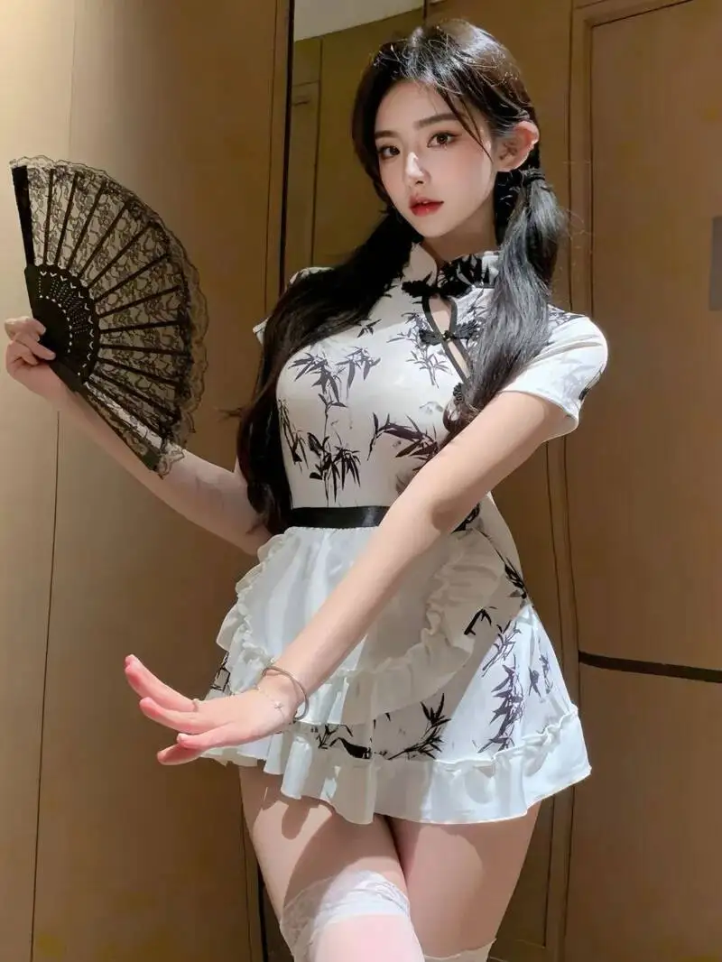 Abito cheongsam sexy con stampa di bambù con inchiostro in stile cinese Bowknot Il grembiule e la gonna della cameriera è rugoso all'estremità affascinante X1NC