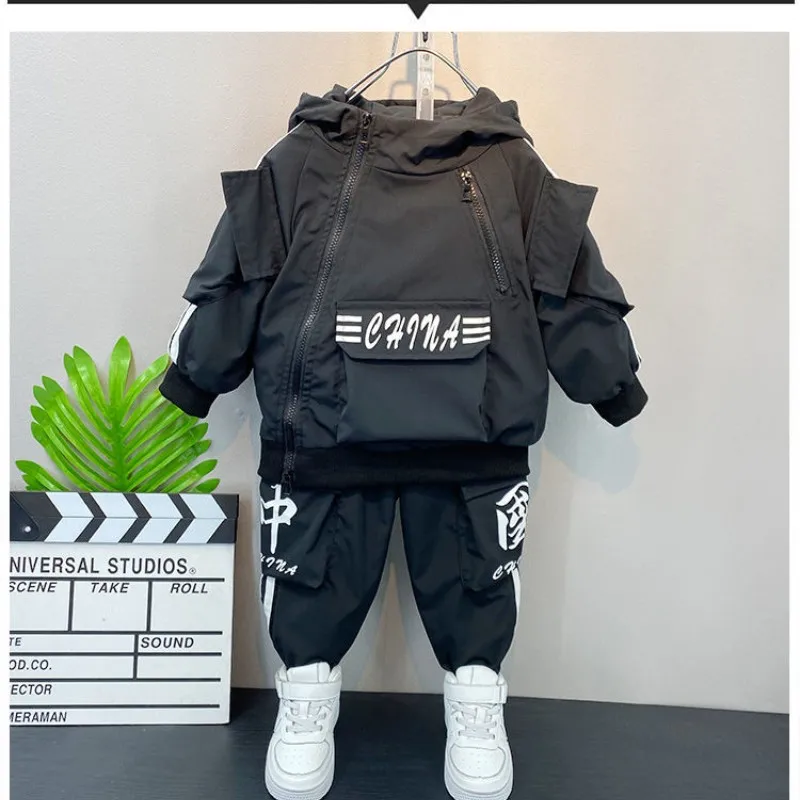 Baby Jungen Kleidung Set Frühling und Herbst neue schöne Kinder Kapuze Jacke Hosen zweiteilige Kleidung Sport Set