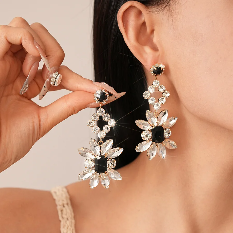 Super flash light luxury style diamond-set geometric flower silver needle earrings personality exaggerated niche temperament