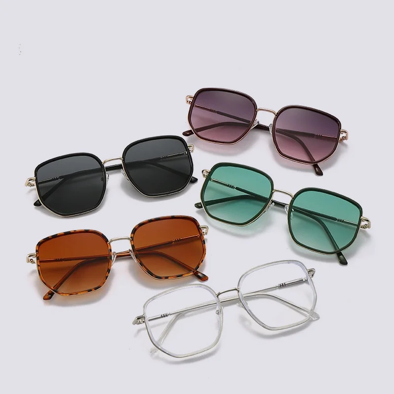 Retro Oversized Square Polarized Sunglasses Woman High Quality Metal UV Protective Eyeglass Men Classic Brand Trendy Sun Glasses