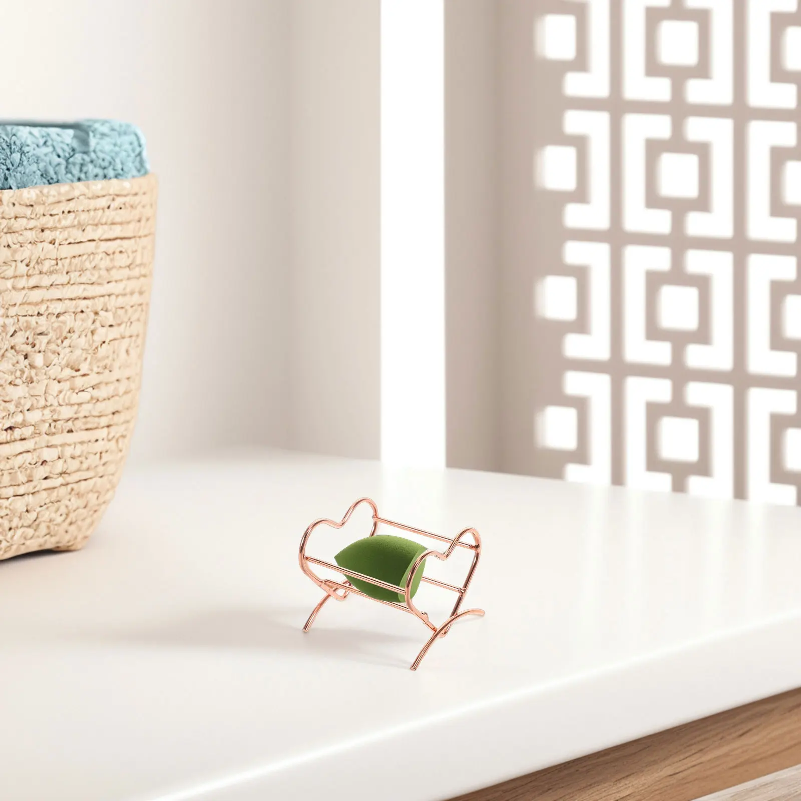 القلب الإسفنج حامل مسحوق نفخة تخزين حامل ماكياج الإسفنج خلاط تجفيف الرف الغرور المنظم العرض