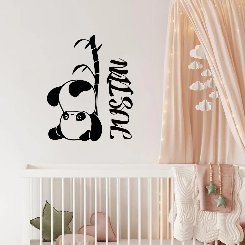 1PC Excellent autocollant mural en vinyle personnalisable avec nom de panda, décoration artistique pour salle d'étude, papier peint
